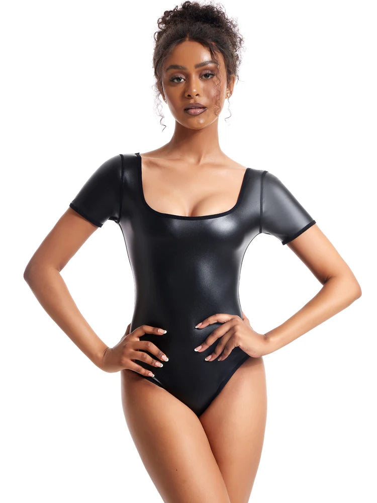 ShapeEase U-Neck Sculpting Bodysuit – Seamless Waist & Tummy Control